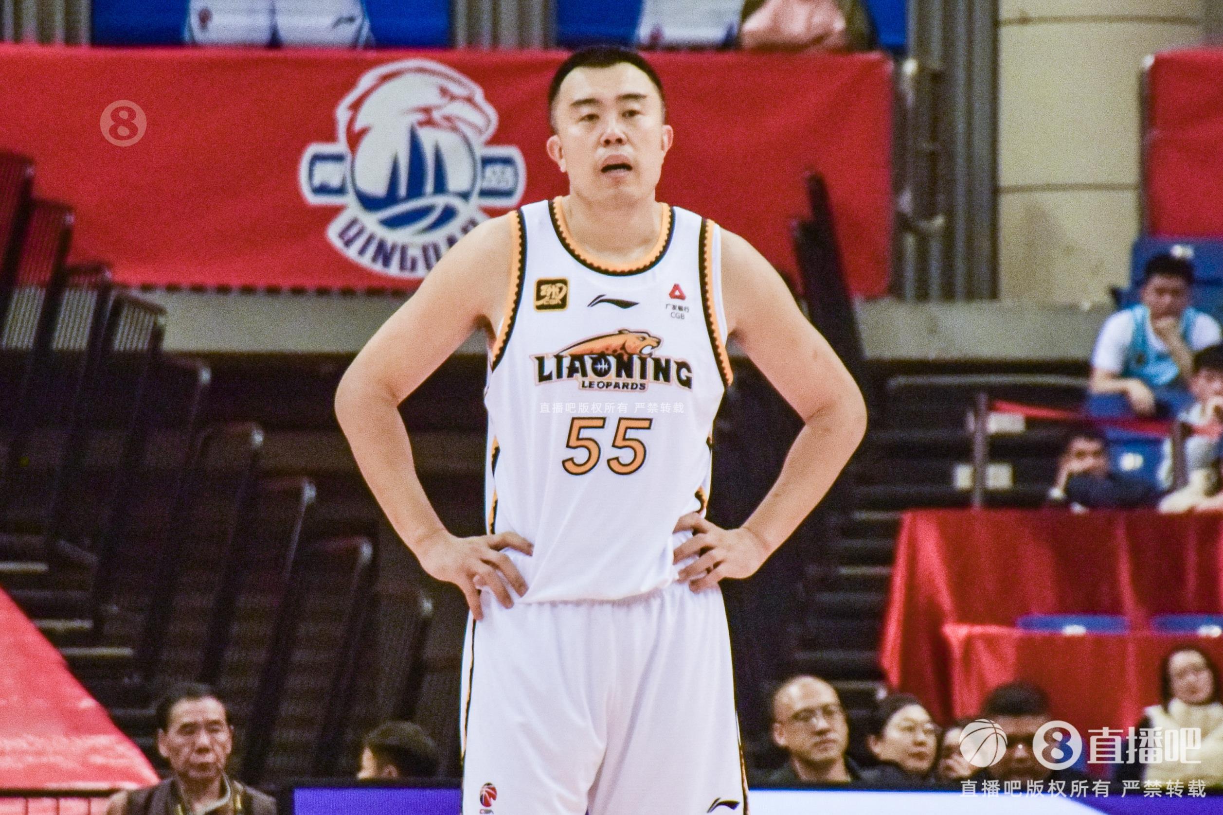 老將盡力了！韓德君7中4拿到14分12籃板3助攻
